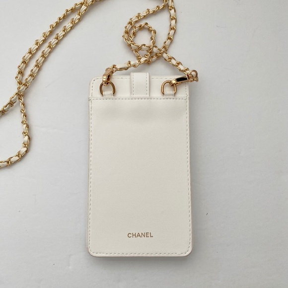 CHANEL Limited Edition Coco White Crossbody/Phone Case/Card holder NEW FREE gift - Picture 6 of 12
